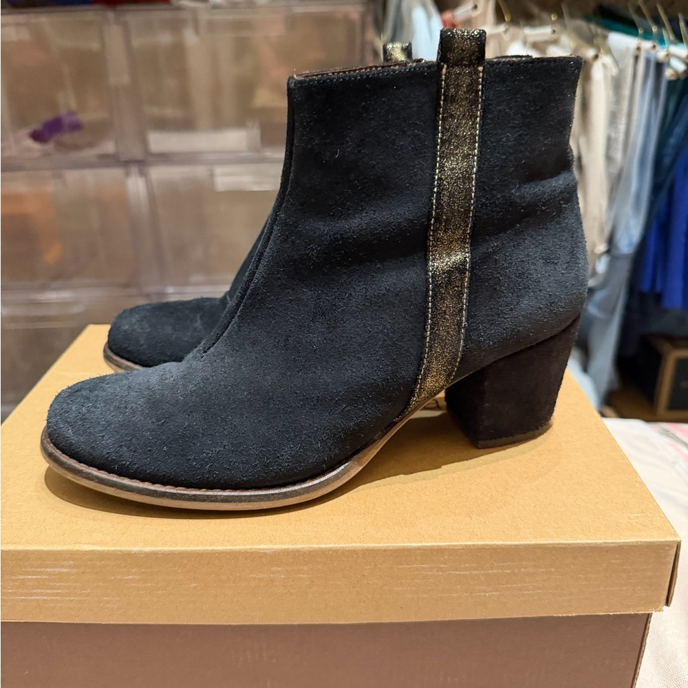 Eric Michael Black and Gold Ankle Boots